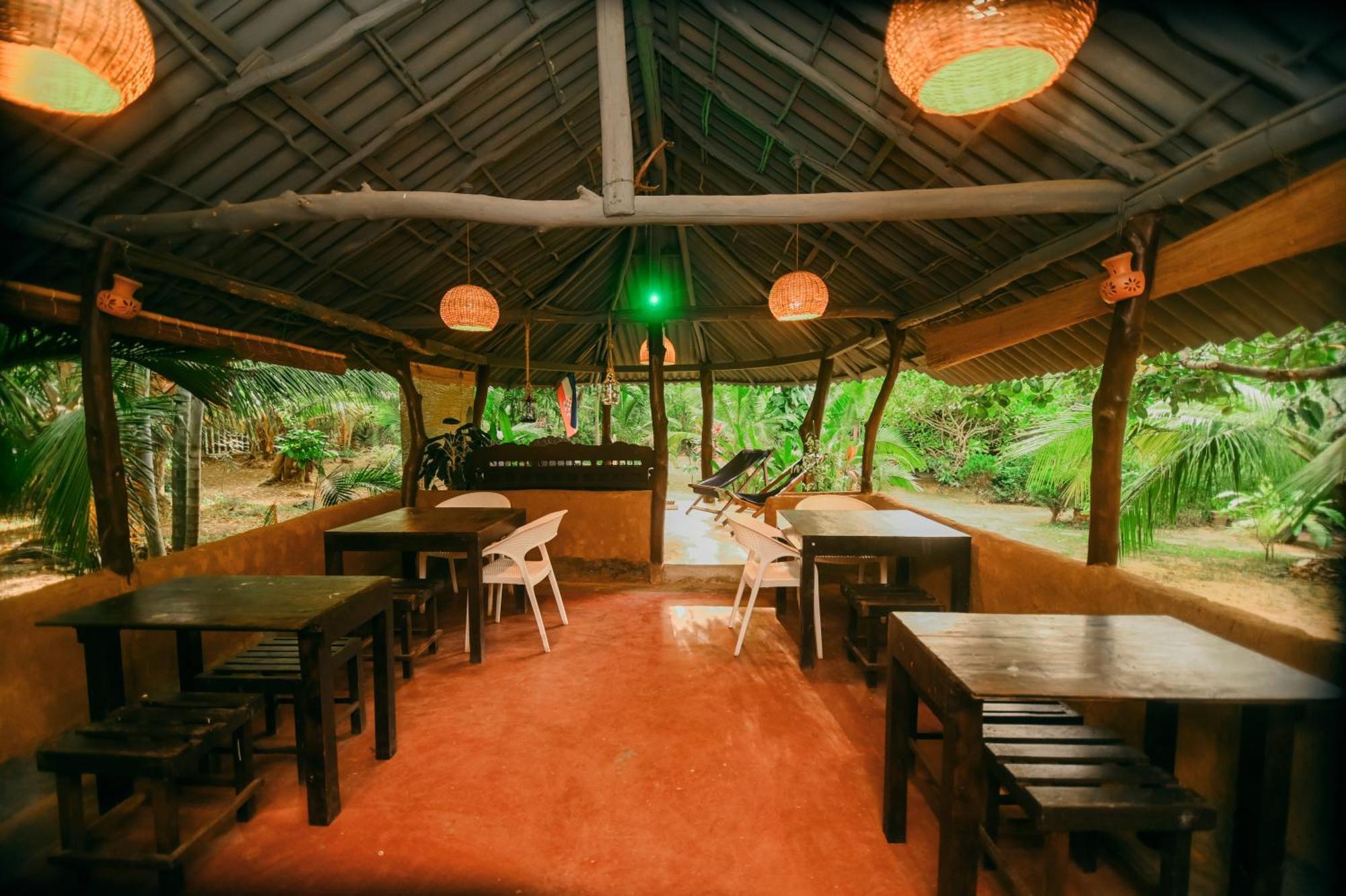 Southern Edge Cabanas Tangalle Exterior photo
